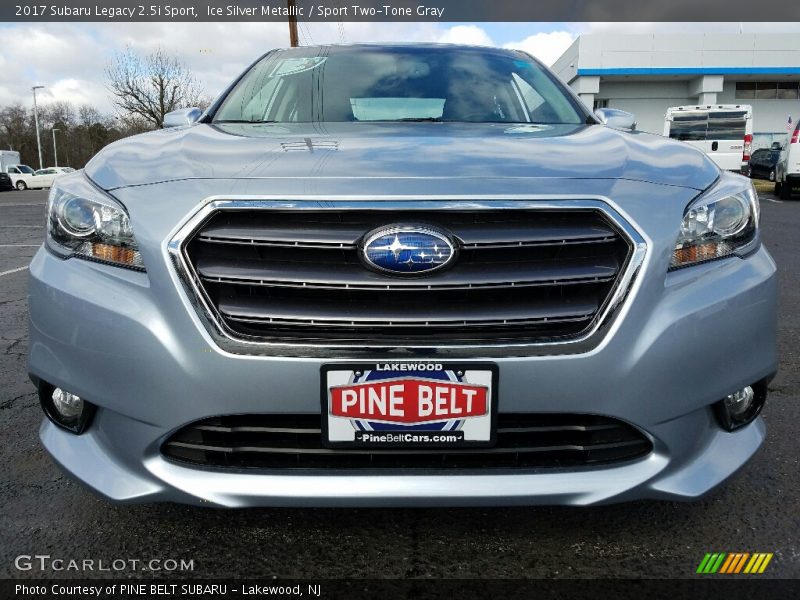 Ice Silver Metallic / Sport Two-Tone Gray 2017 Subaru Legacy 2.5i Sport