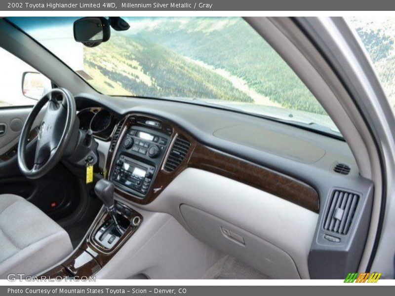 Millennium Silver Metallic / Gray 2002 Toyota Highlander Limited 4WD