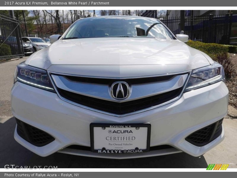 Bellanova White Pearl / Parchment 2017 Acura ILX Premium