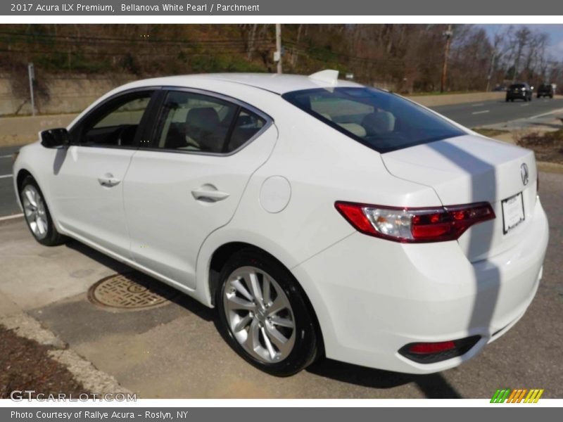 Bellanova White Pearl / Parchment 2017 Acura ILX Premium