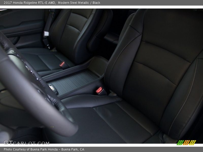 Modern Steel Metallic / Black 2017 Honda Ridgeline RTL-E AWD