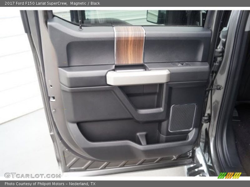 Magnetic / Black 2017 Ford F150 Lariat SuperCrew