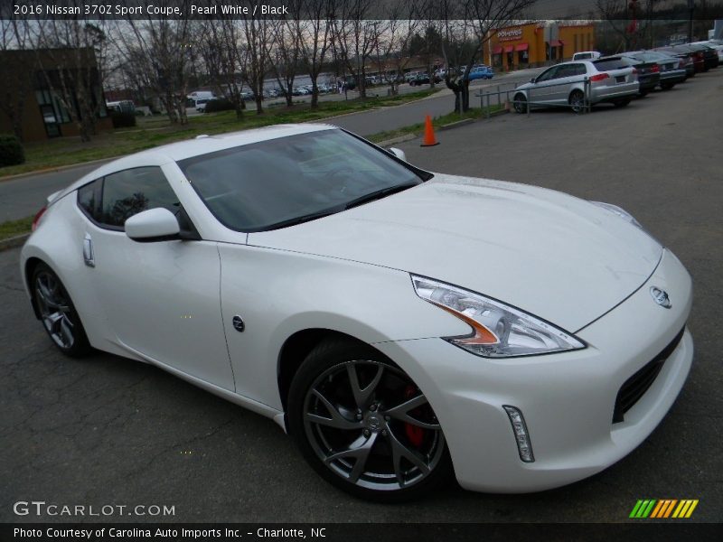 Front 3/4 View of 2016 370Z Sport Coupe