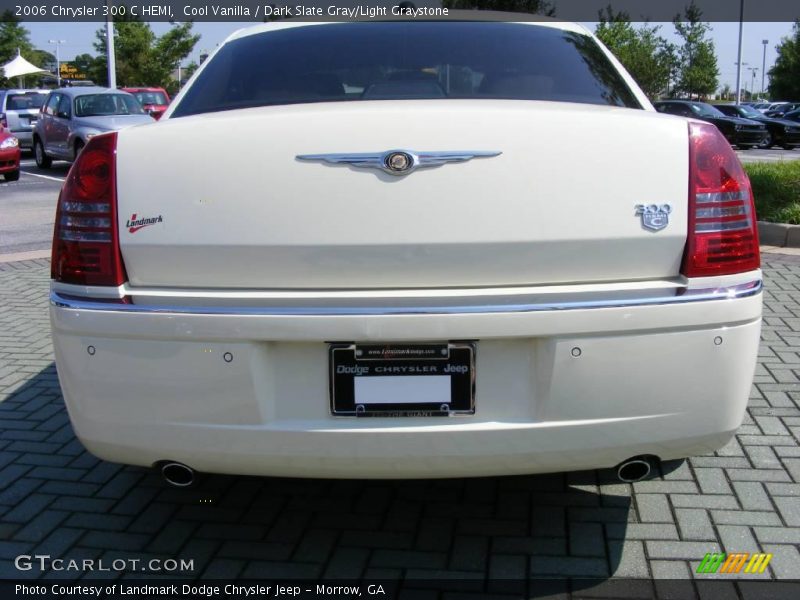 Cool Vanilla / Dark Slate Gray/Light Graystone 2006 Chrysler 300 C HEMI