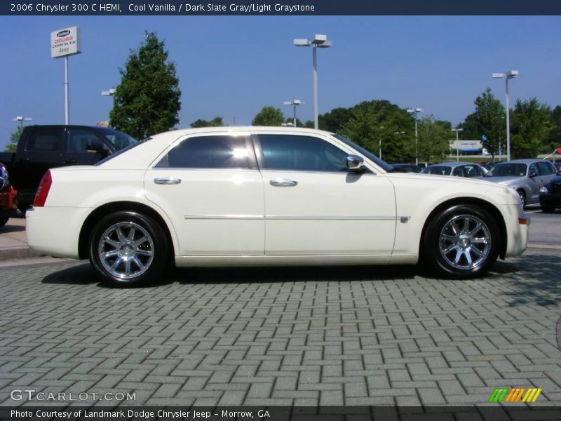 Cool Vanilla / Dark Slate Gray/Light Graystone 2006 Chrysler 300 C HEMI