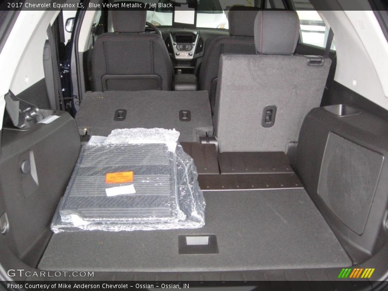 Blue Velvet Metallic / Jet Black 2017 Chevrolet Equinox LS