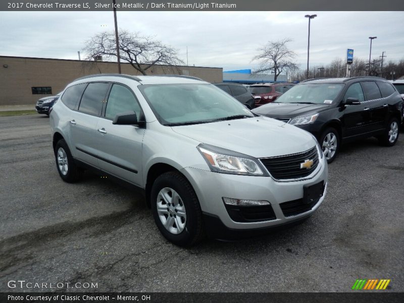 Silver Ice Metallic / Dark Titanium/Light Titanium 2017 Chevrolet Traverse LS