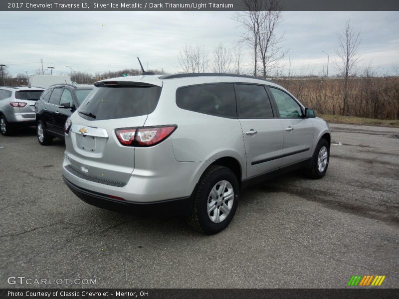 Silver Ice Metallic / Dark Titanium/Light Titanium 2017 Chevrolet Traverse LS