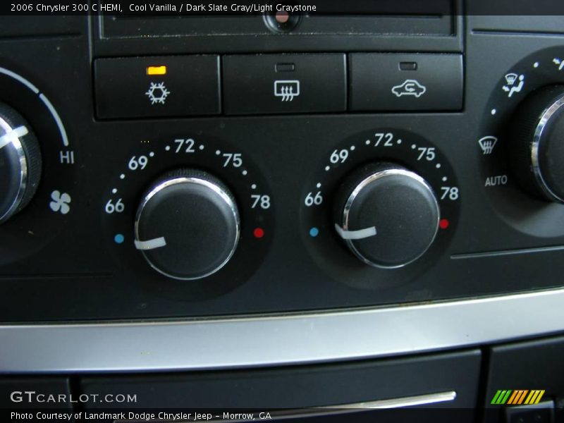 Cool Vanilla / Dark Slate Gray/Light Graystone 2006 Chrysler 300 C HEMI