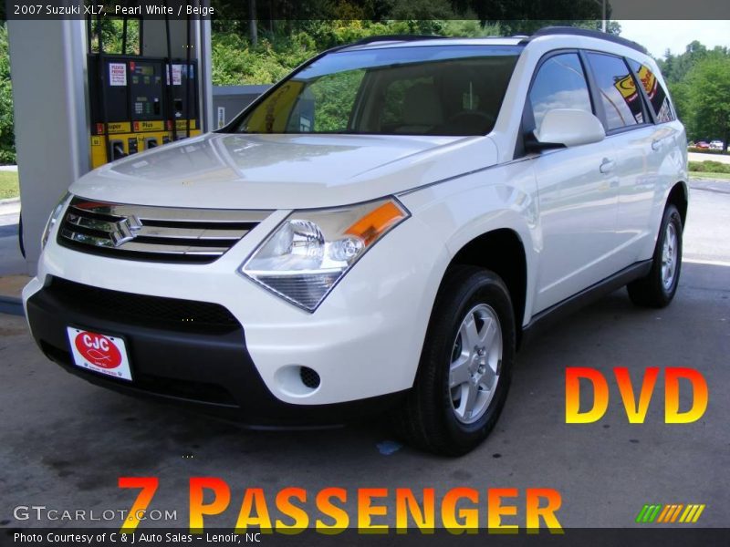 Pearl White / Beige 2007 Suzuki XL7