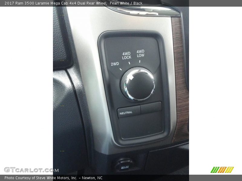 Pearl White / Black 2017 Ram 3500 Laramie Mega Cab 4x4 Dual Rear Wheel