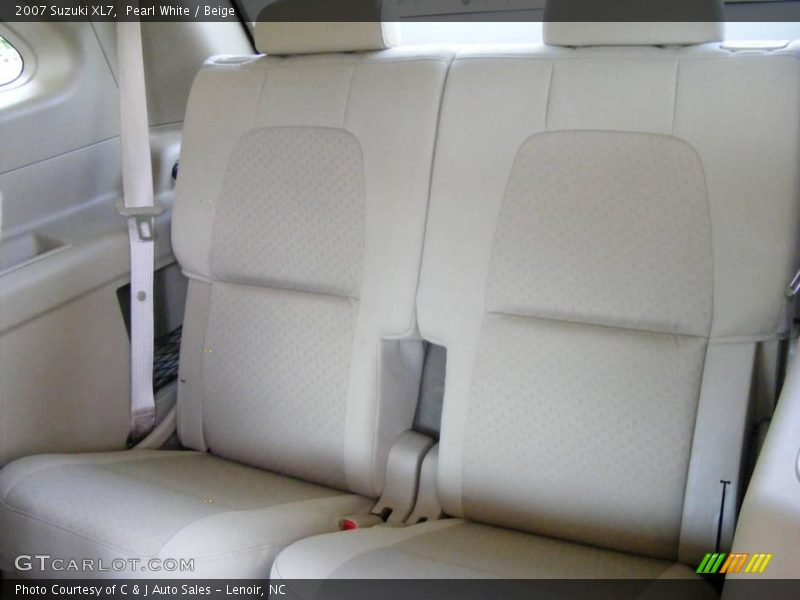 Pearl White / Beige 2007 Suzuki XL7