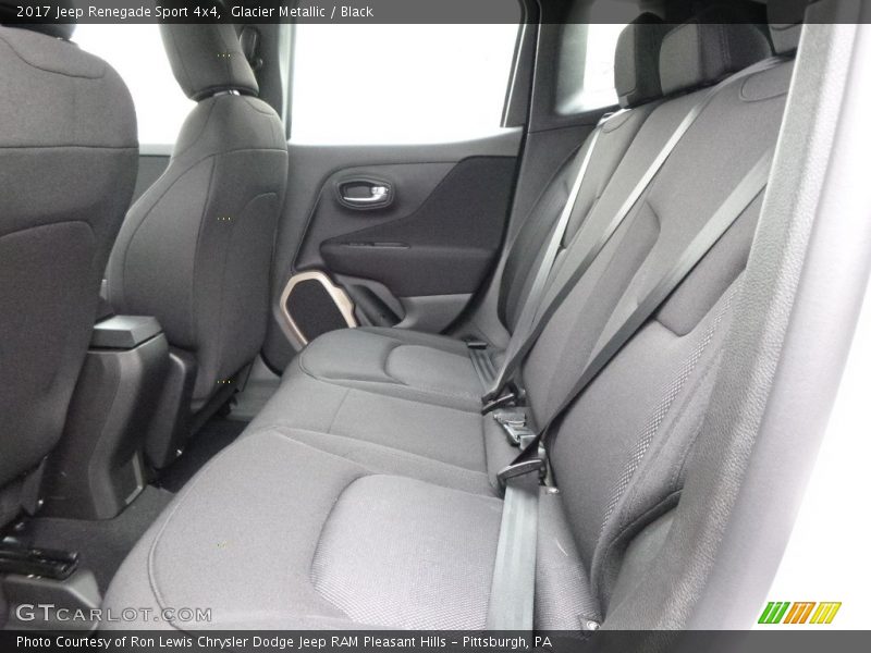 Glacier Metallic / Black 2017 Jeep Renegade Sport 4x4