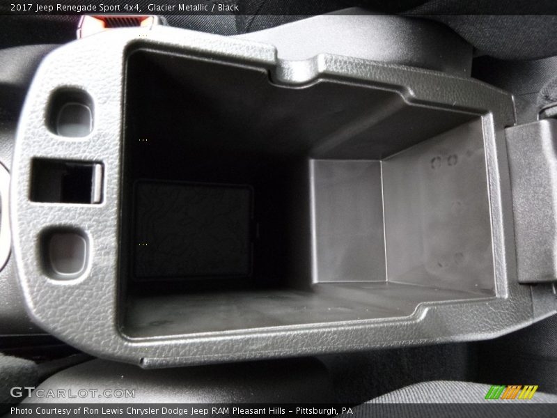Glacier Metallic / Black 2017 Jeep Renegade Sport 4x4