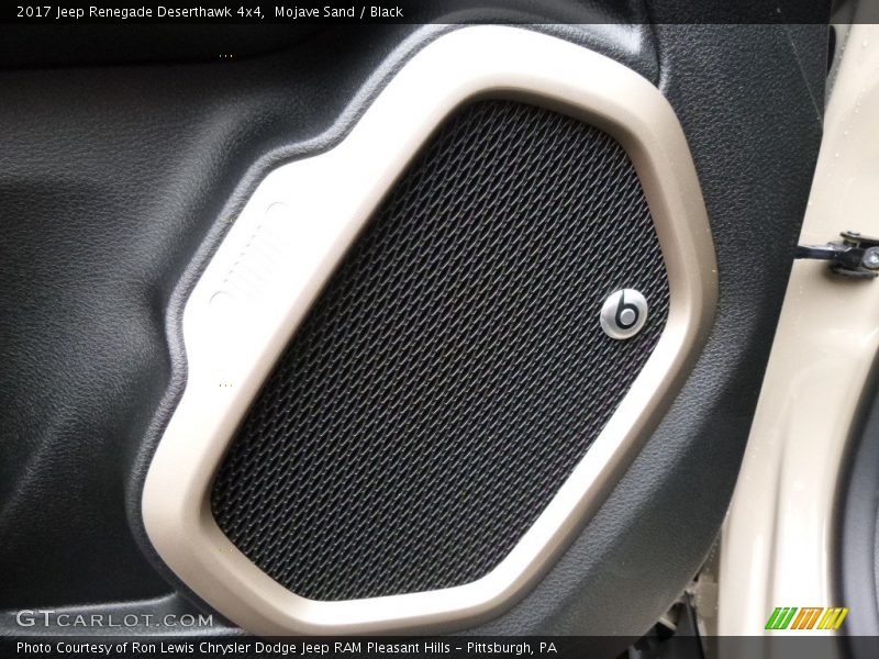 Mojave Sand / Black 2017 Jeep Renegade Deserthawk 4x4