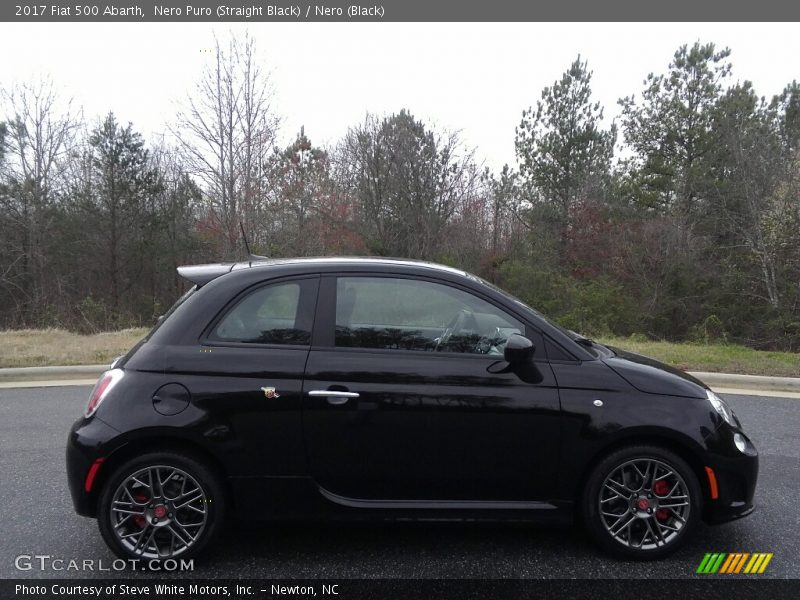 Nero Puro (Straight Black) / Nero (Black) 2017 Fiat 500 Abarth