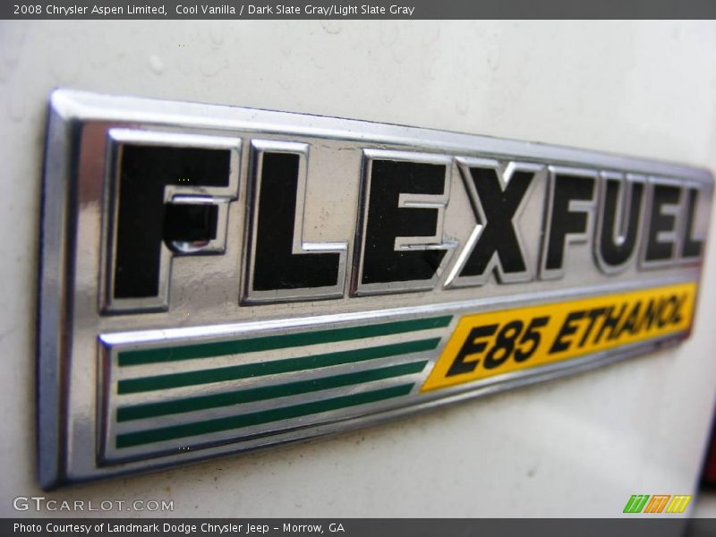 Cool Vanilla / Dark Slate Gray/Light Slate Gray 2008 Chrysler Aspen Limited