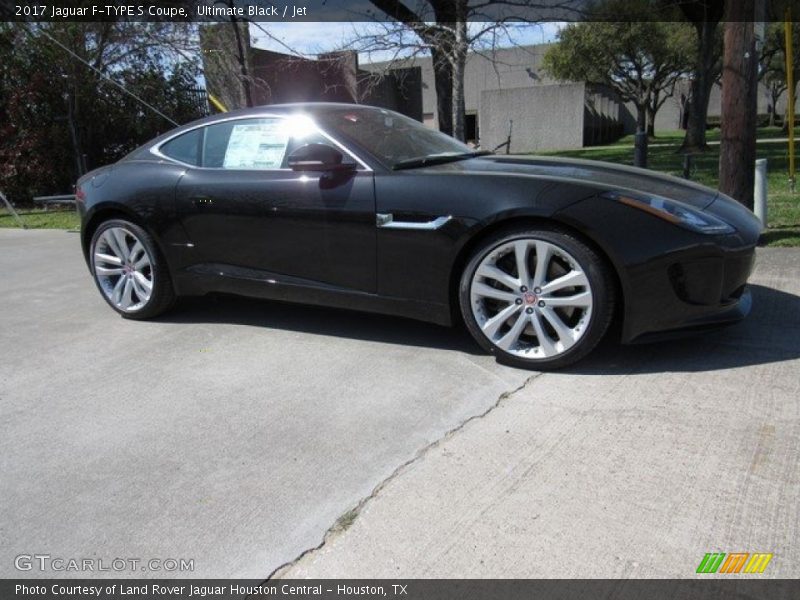 Ultimate Black / Jet 2017 Jaguar F-TYPE S Coupe