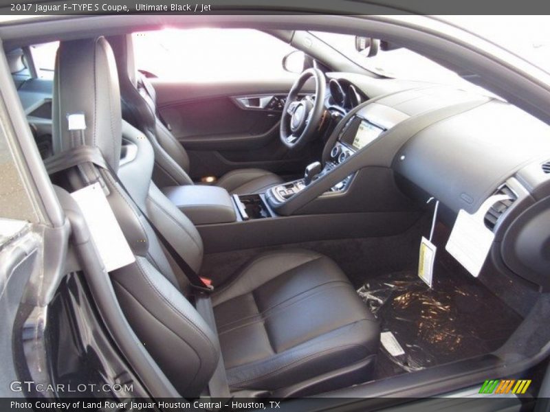 Ultimate Black / Jet 2017 Jaguar F-TYPE S Coupe