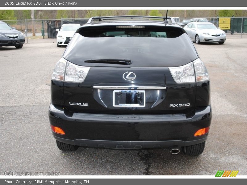Black Onyx / Ivory 2005 Lexus RX 330