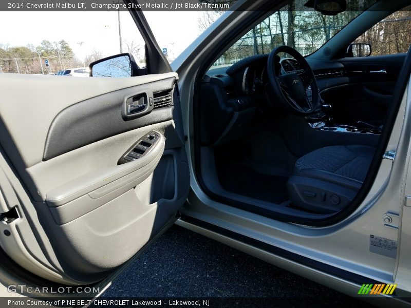 Champagne Silver Metallic / Jet Black/Titanium 2014 Chevrolet Malibu LT