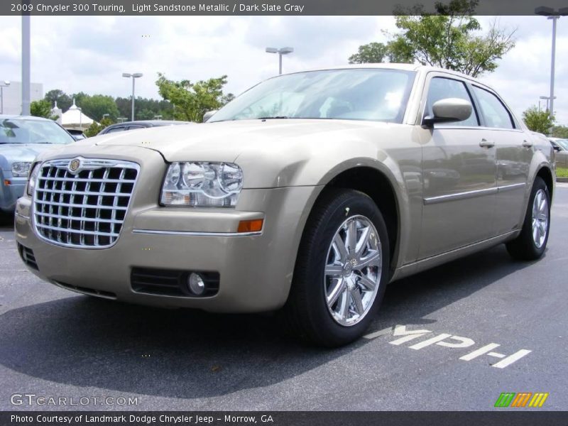 Light Sandstone Metallic / Dark Slate Gray 2009 Chrysler 300 Touring