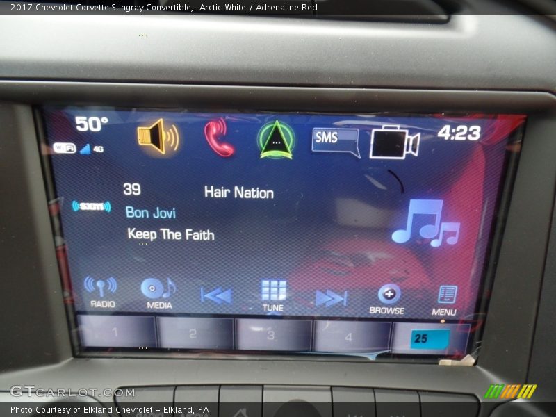 Arctic White / Adrenaline Red 2017 Chevrolet Corvette Stingray Convertible