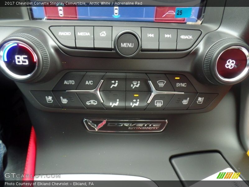Arctic White / Adrenaline Red 2017 Chevrolet Corvette Stingray Convertible