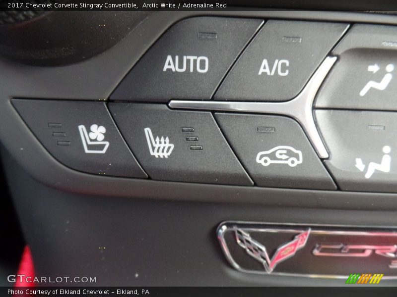 Arctic White / Adrenaline Red 2017 Chevrolet Corvette Stingray Convertible