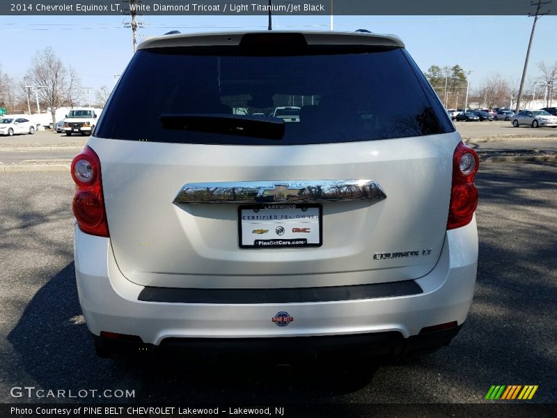 White Diamond Tricoat / Light Titanium/Jet Black 2014 Chevrolet Equinox LT