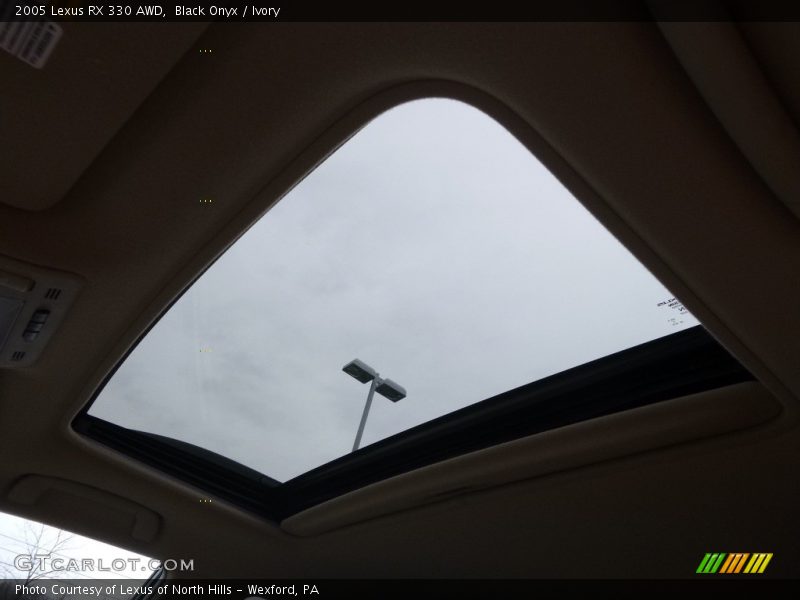 Black Onyx / Ivory 2005 Lexus RX 330 AWD