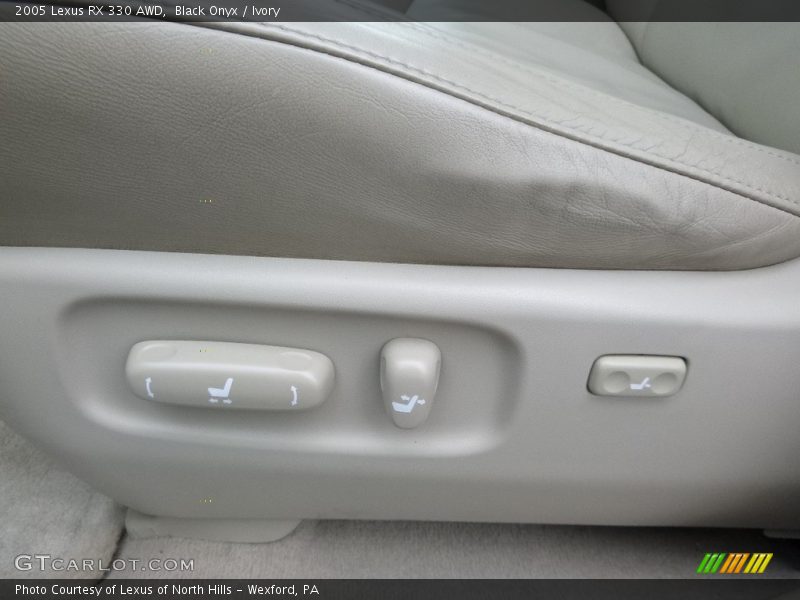 Black Onyx / Ivory 2005 Lexus RX 330 AWD