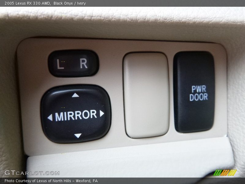 Black Onyx / Ivory 2005 Lexus RX 330 AWD