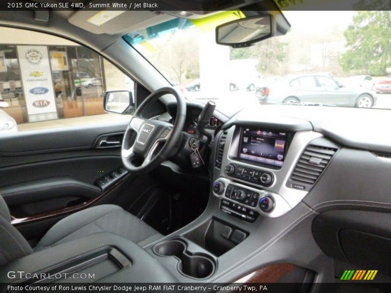 Summit White / Jet Black 2015 GMC Yukon SLE 4WD
