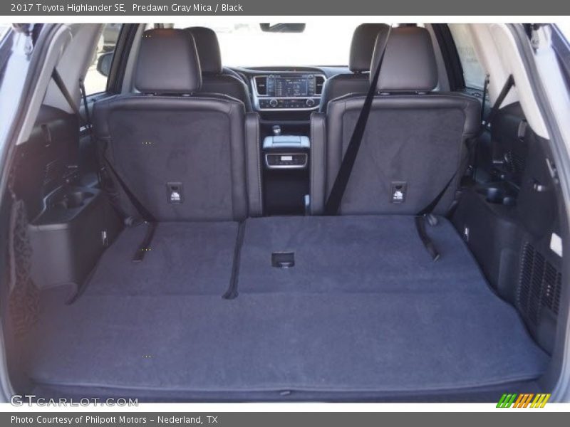 Predawn Gray Mica / Black 2017 Toyota Highlander SE