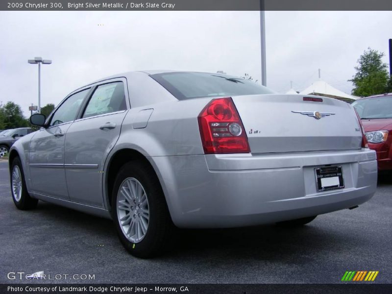 Bright Silver Metallic / Dark Slate Gray 2009 Chrysler 300
