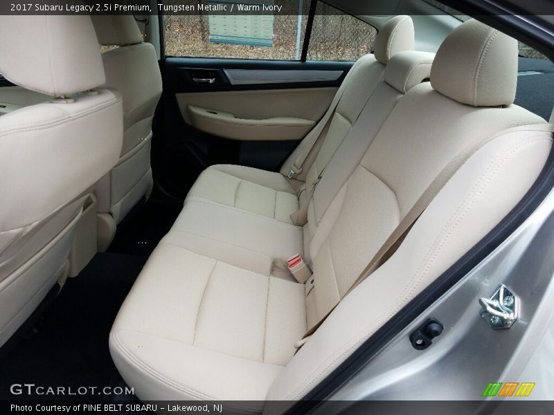 Tungsten Metallic / Warm Ivory 2017 Subaru Legacy 2.5i Premium
