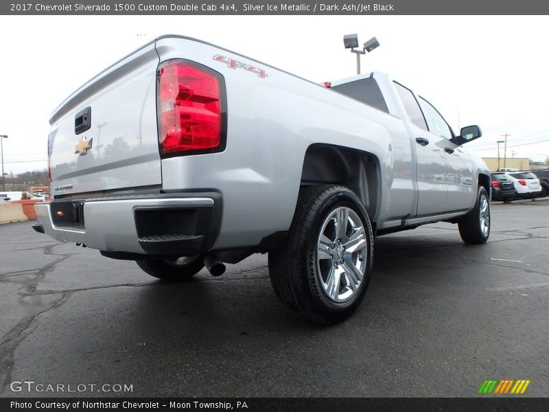 Silver Ice Metallic / Dark Ash/Jet Black 2017 Chevrolet Silverado 1500 Custom Double Cab 4x4