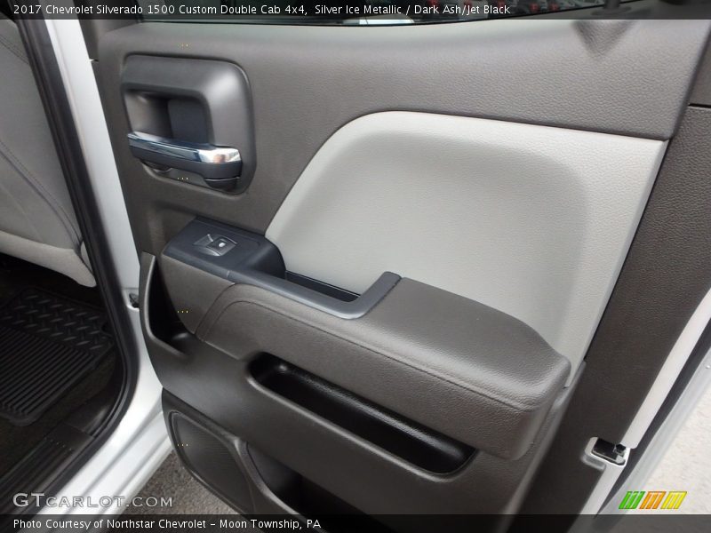 Silver Ice Metallic / Dark Ash/Jet Black 2017 Chevrolet Silverado 1500 Custom Double Cab 4x4