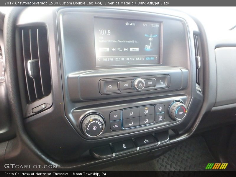 Silver Ice Metallic / Dark Ash/Jet Black 2017 Chevrolet Silverado 1500 Custom Double Cab 4x4