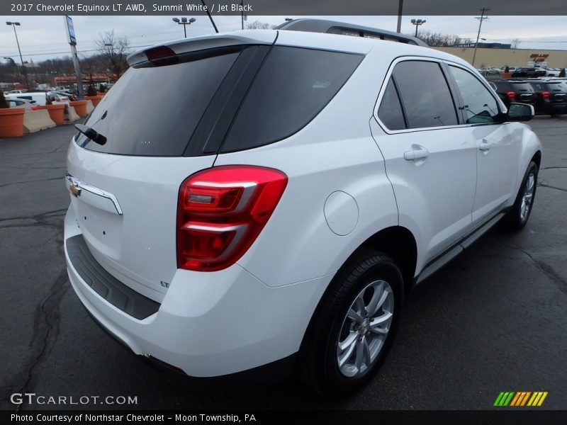 Summit White / Jet Black 2017 Chevrolet Equinox LT AWD