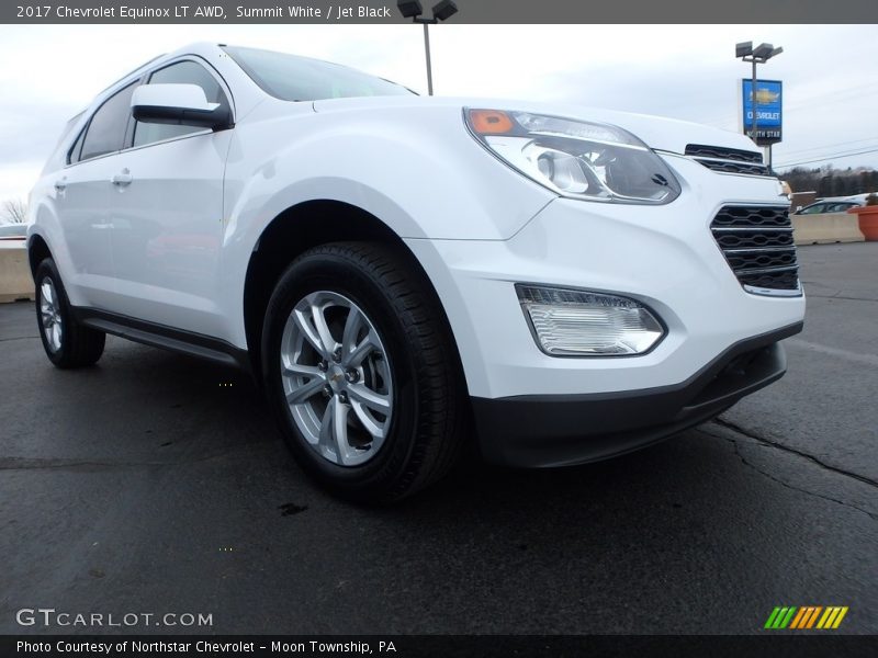 Summit White / Jet Black 2017 Chevrolet Equinox LT AWD