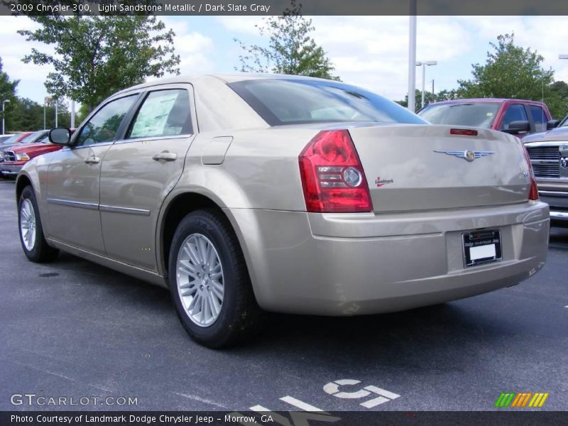 Light Sandstone Metallic / Dark Slate Gray 2009 Chrysler 300