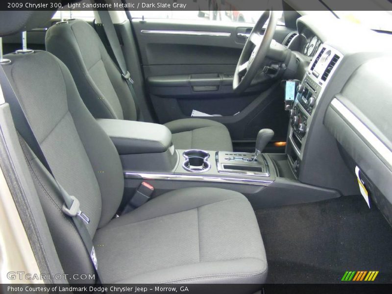 Light Sandstone Metallic / Dark Slate Gray 2009 Chrysler 300