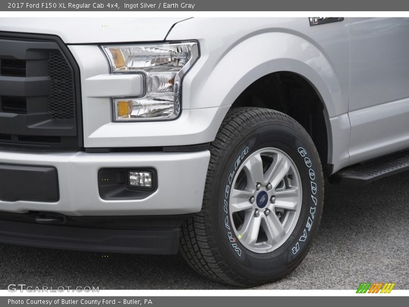 Ingot Silver / Earth Gray 2017 Ford F150 XL Regular Cab 4x4