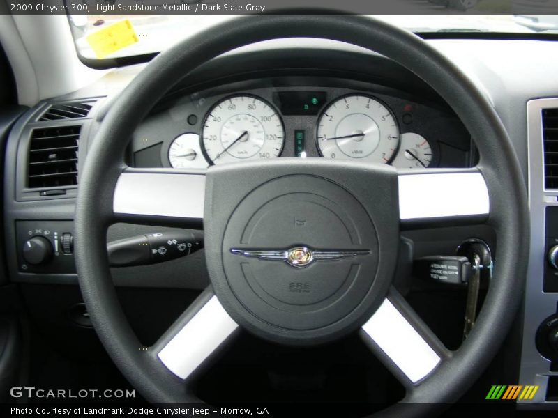 Light Sandstone Metallic / Dark Slate Gray 2009 Chrysler 300