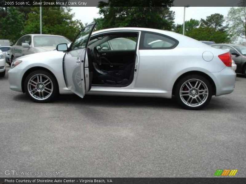 Silver Streak Mica / Dark Gray 2005 Scion tC