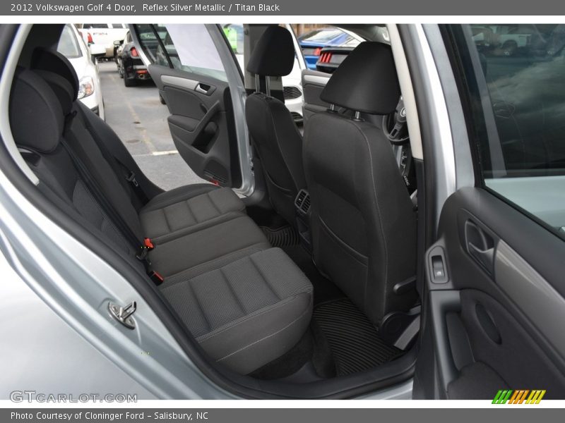 Reflex Silver Metallic / Titan Black 2012 Volkswagen Golf 4 Door