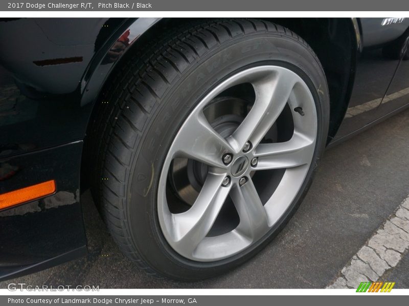 Pitch Black / Black 2017 Dodge Challenger R/T