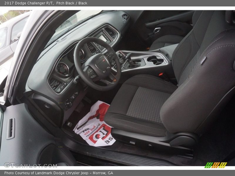 Pitch Black / Black 2017 Dodge Challenger R/T